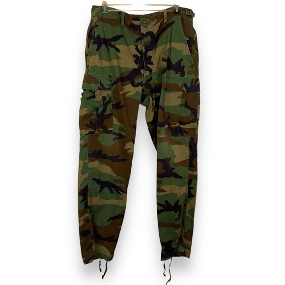 VINTAGE MEDIUM LONG MILITARY PANTS GREEN CAMO CARGO POCKETS ADJUSTABLE - Picture 1 of 11